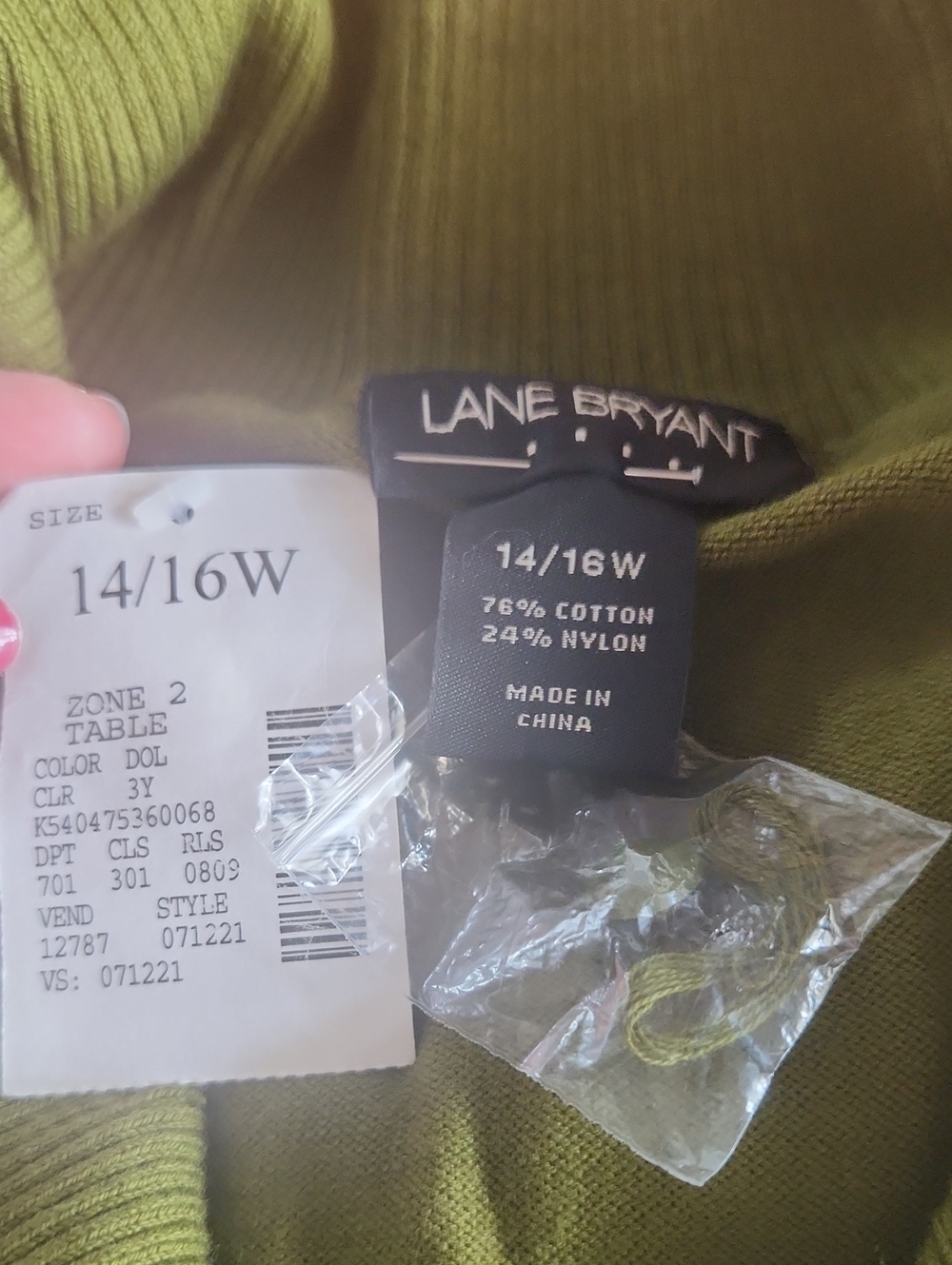 Lane Bryant NWT 14/16 W knit top lught sweater - Picture 2 of 5